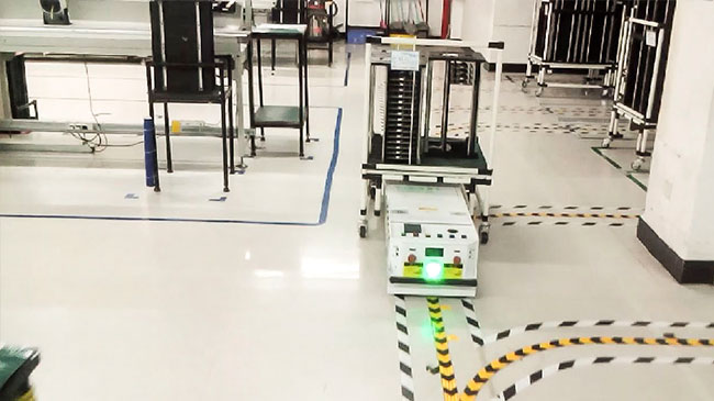 Robots mobiles autonomes Driverless d'AGV avec la protection multiple de sécurité