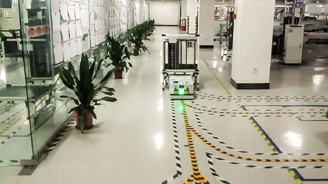 Robot guidé directionnel de véhicule automatisé par AGV de tunnel de Bi d'Intralogistics avec la capacité de charge élevée